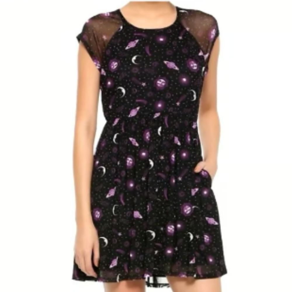 Hot Topic women's black purple Celestial Mesh Layered Dress size xs‎